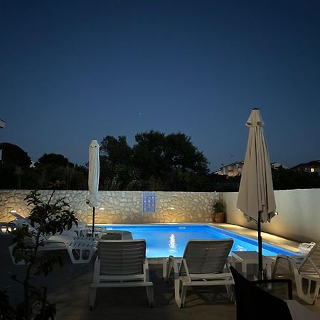 Villa Marija Novalja Bagian luar foto