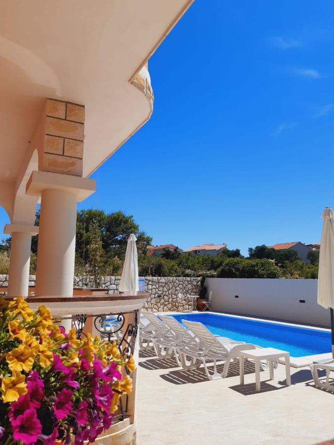 Villa Marija Novalja Bagian luar foto