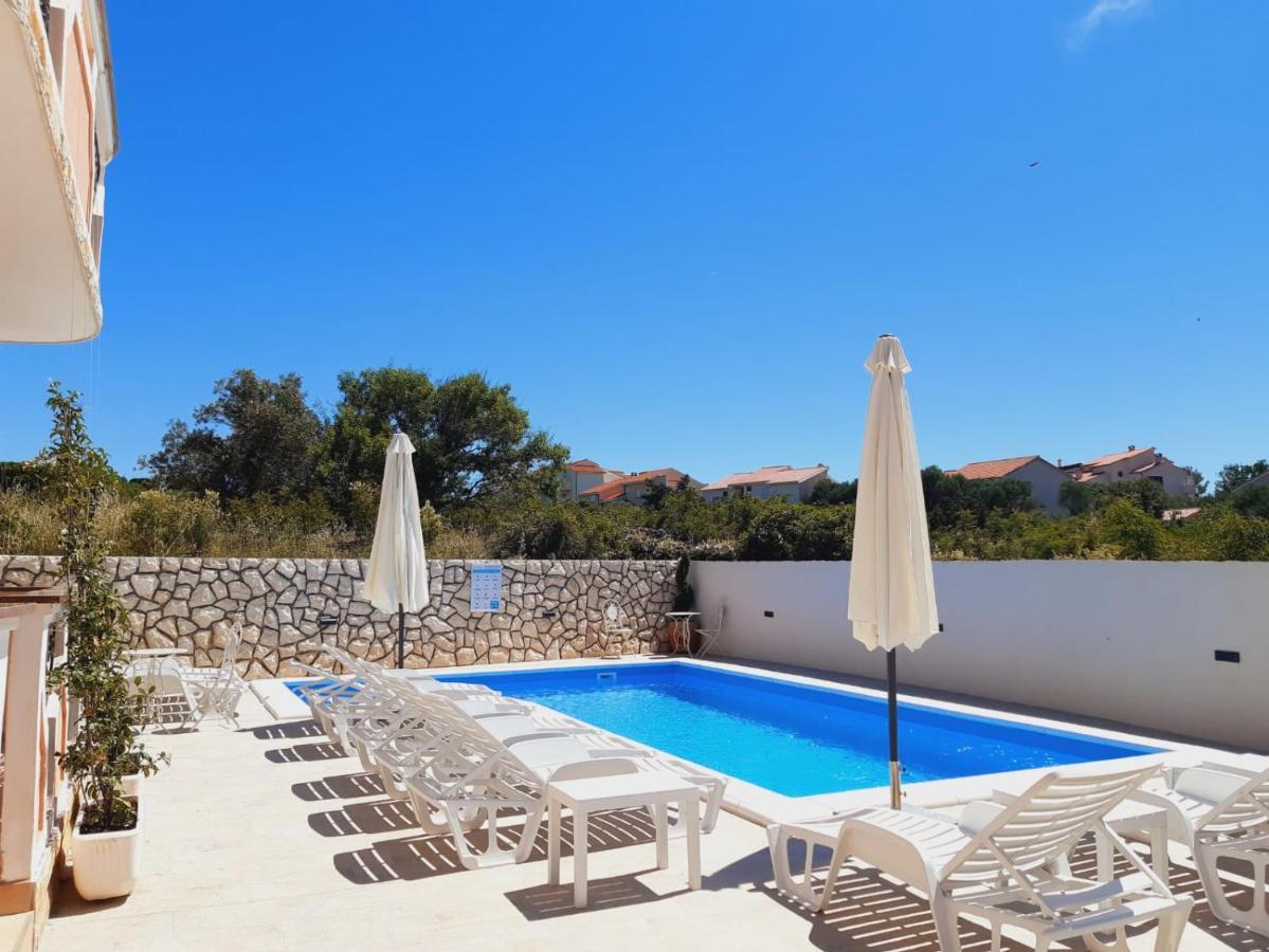 Villa Marija Novalja Bagian luar foto