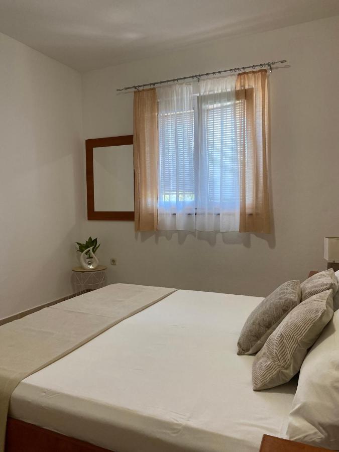 Villa Marija Novalja Bagian luar foto