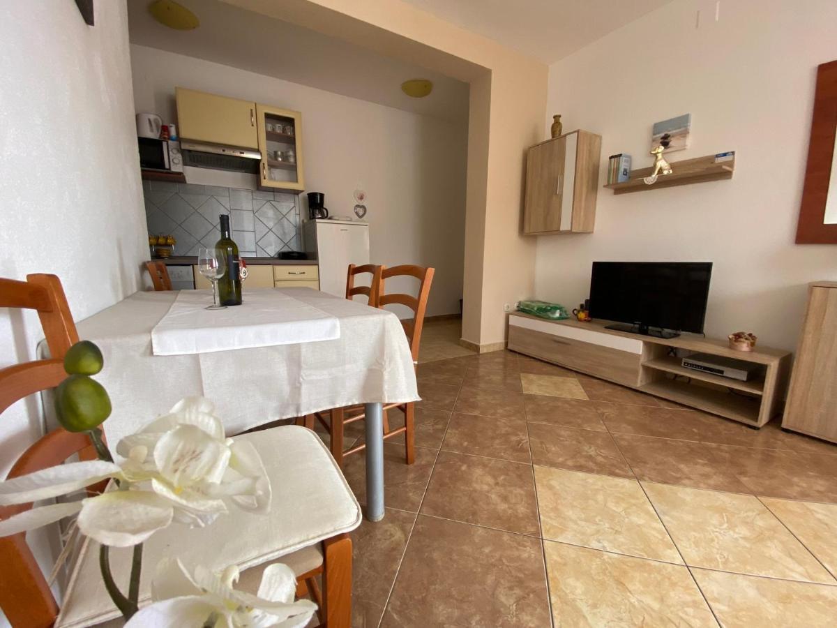 Villa Marija Novalja Bagian luar foto